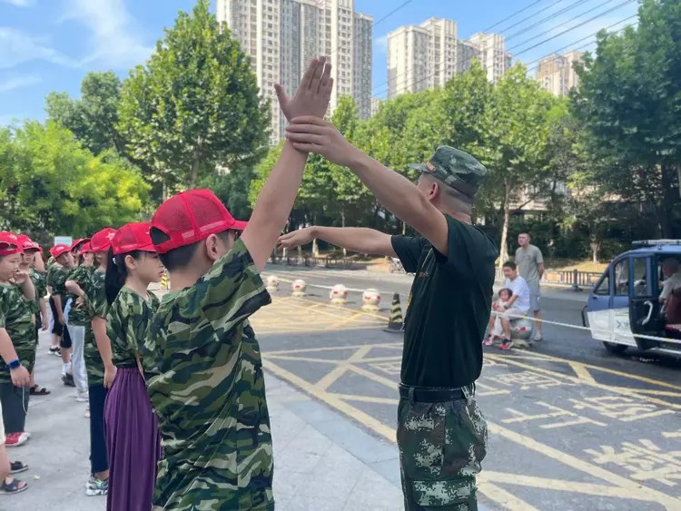 开营即火，这儿的快乐DU“暑”于你！