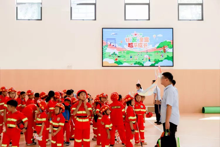 开营即火，这儿的快乐DU“暑”于你！